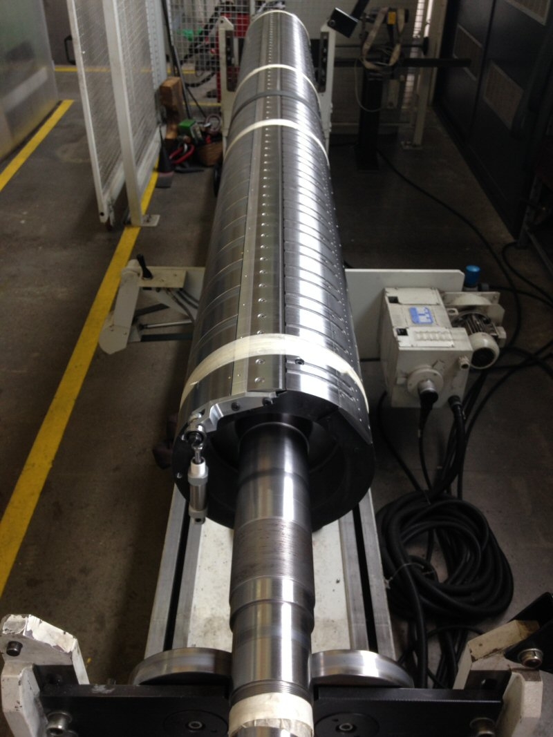 400-Vacuum and cutting cylinders